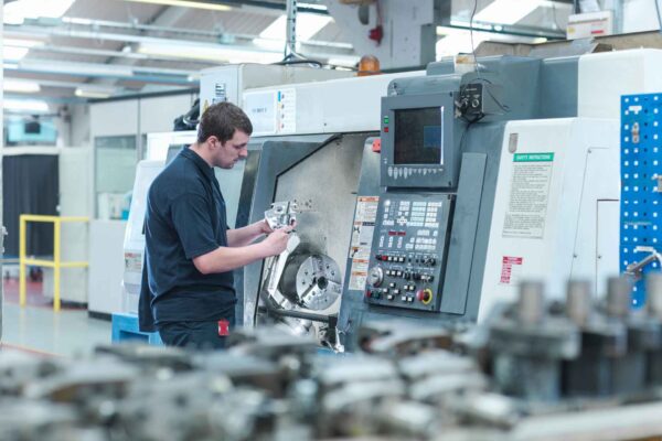 Protezioni certificate per la sicurezza delle lavorazioni meccaniche